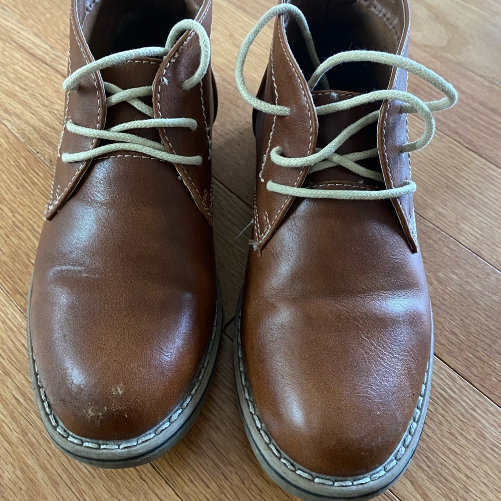 Boys boots size 13